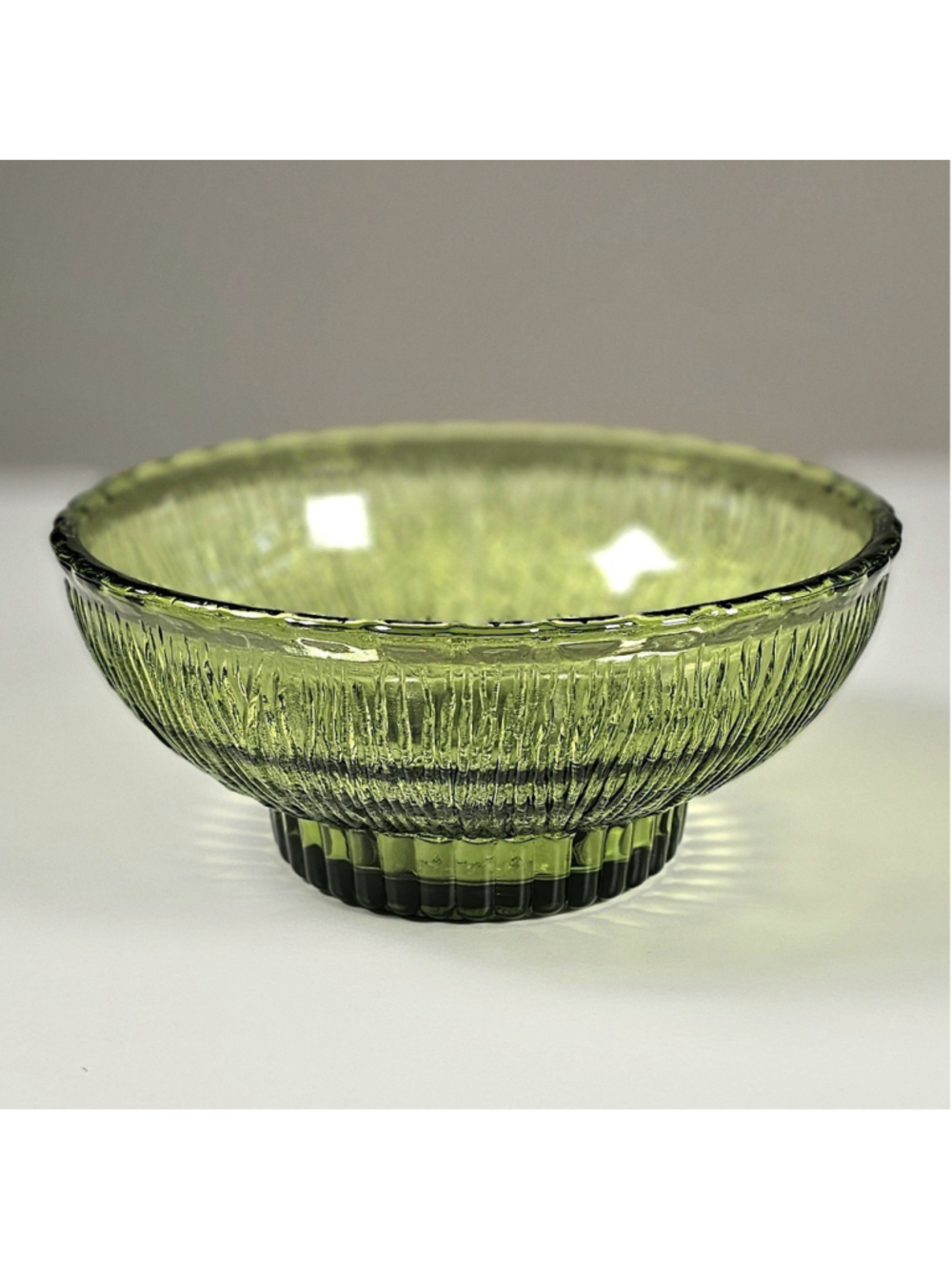 VTG 1975 FTD Avocado Green Glass Bowl Ribbed Tree Bark Pedestal Footed 6.5" MCM